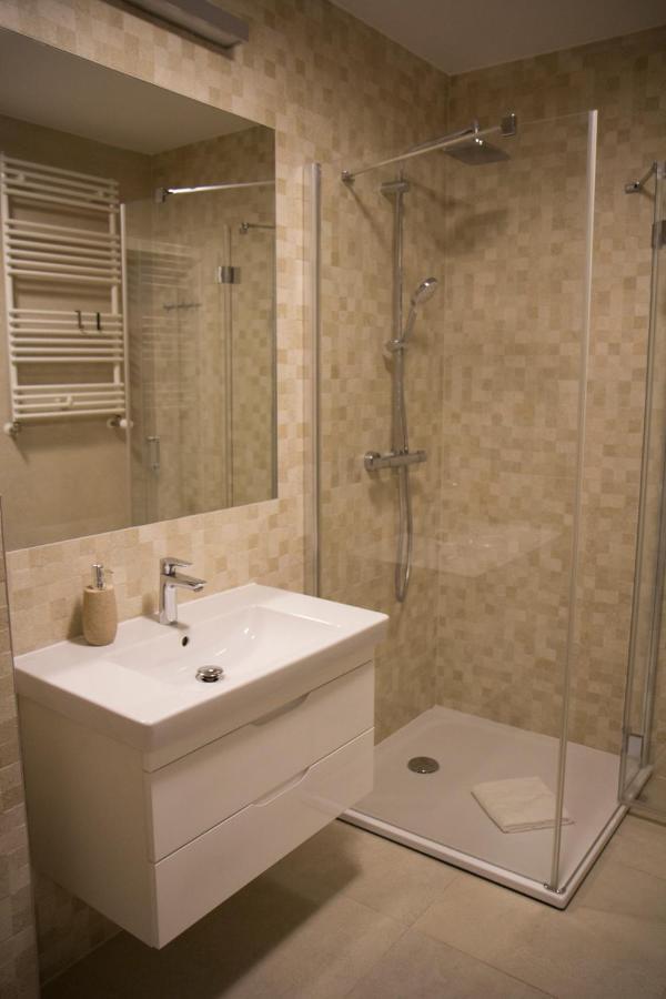 Nadmorskie Tarasy Apartament Park I Morze Kolobrzeg Exterior photo